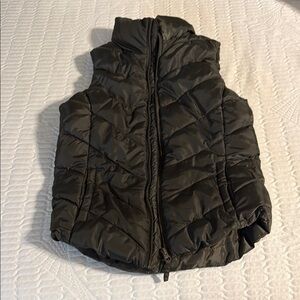 Women’s Army Green Puffer Vest